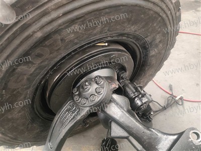 【사례】더블 밸브 코어 오프-로드 타이어 및 스틸 휠